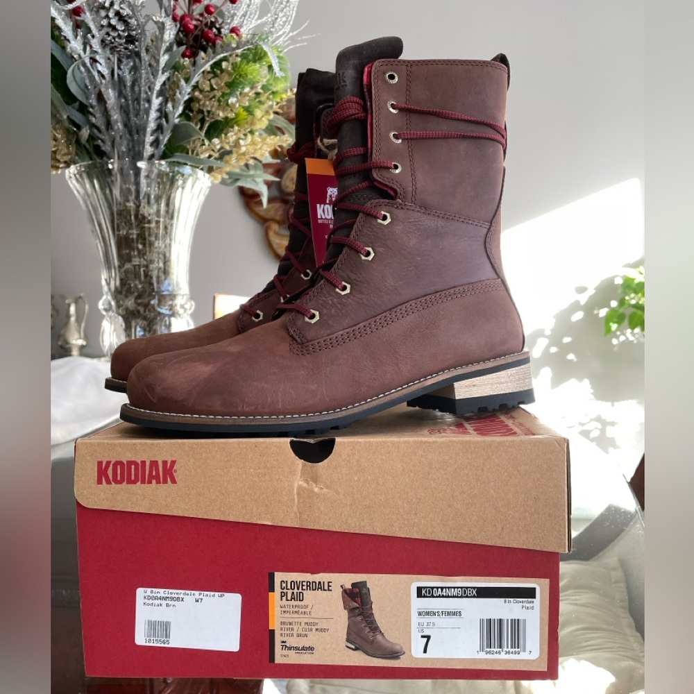 Kodiak - Women's Cloverdale Plaid Boots
